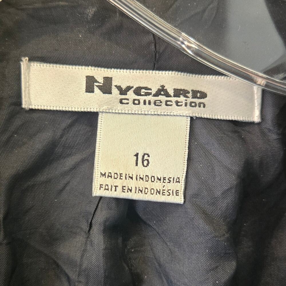 Nygard Collection 16 Navy Blue One-button Classic Tailored Jacket/Blazer [0480] - Picture 9 of 12